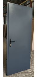 Входная дверь техническая 2 листа металла RAL7024-2